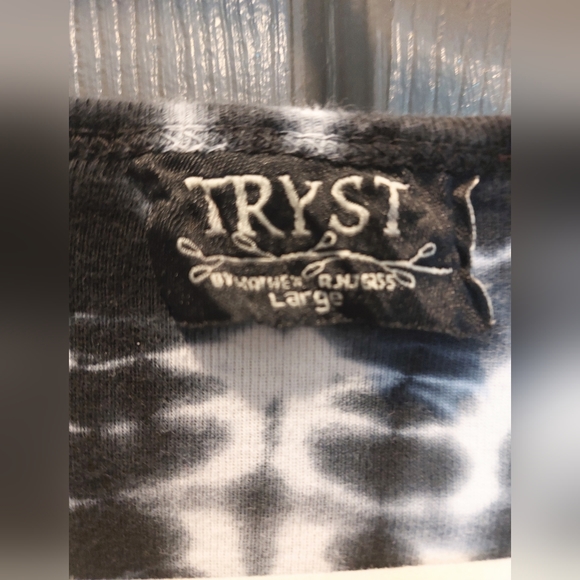 (2 for $20) Large Tryst Cotton Tie Dye top - Picture 2 of 3